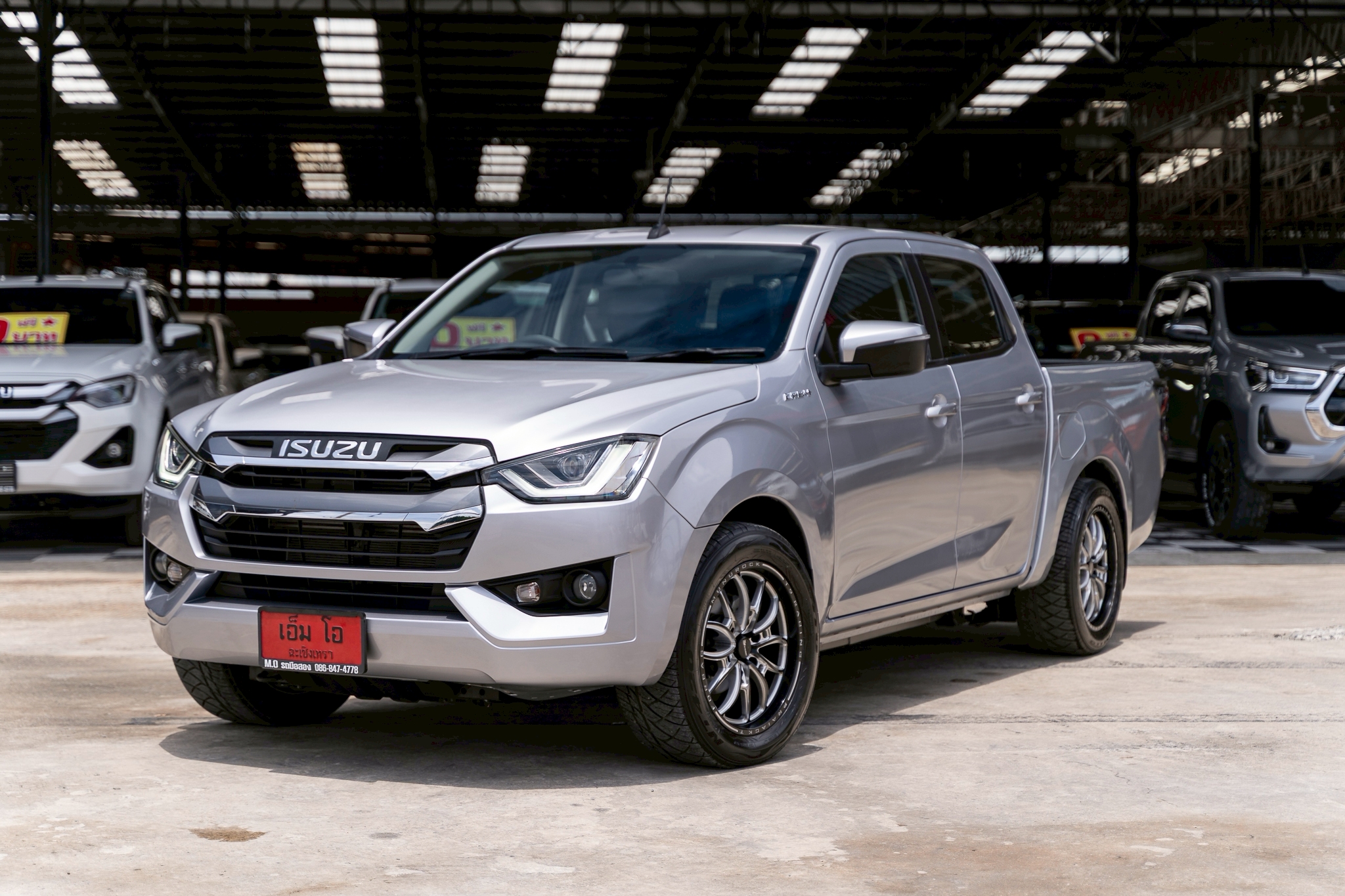 ISUZU Dmax cab4 1.9 L DA 